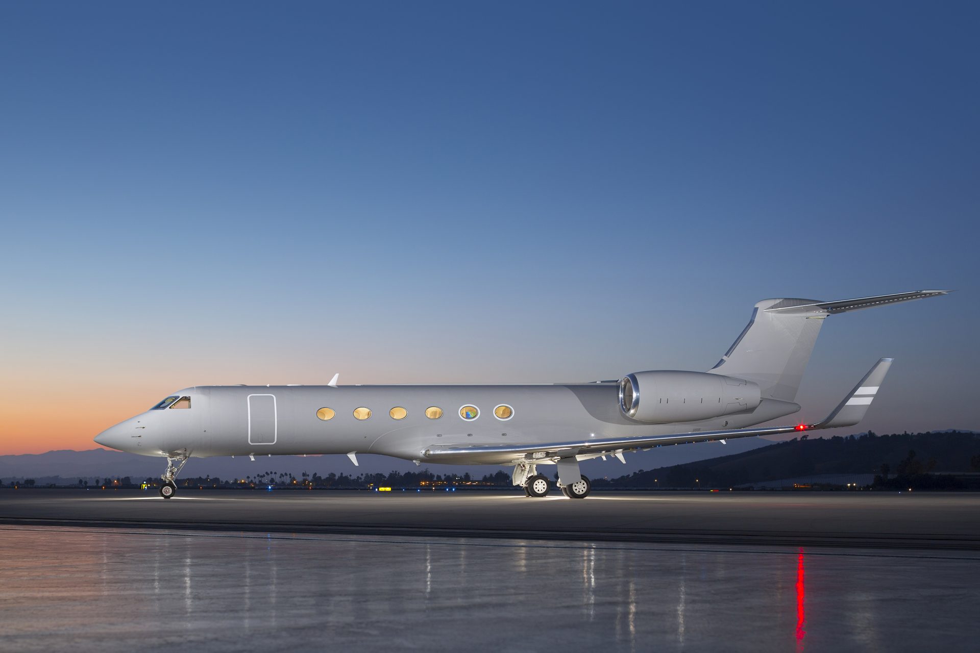 Private 『J』 GV-sn-606-Ext-Night-Med.jpg